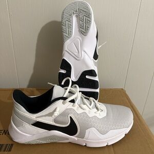 Nike White and Black Low-Top Training Sneakers